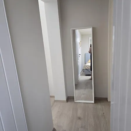 Apartment Paloma Bianca - Ensuite Bedroom, Lounge With Sofas, Balcony, Terrace & Jacuzzi - Near Vir