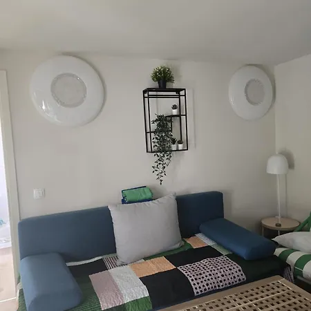 Paloma Bianca - Ensuite Bedroom, Lounge With Sofas, Balcony, Terrace & Jacuzzi - Near Vir