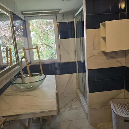 Paloma Bianca - Ensuite Bedroom, Lounge With Sofas, Balcony, Terrace & Jacuzzi - Near Vir